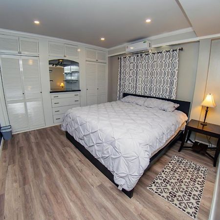 Jr Apartments جورج تاون المظهر الخارجي الصورة